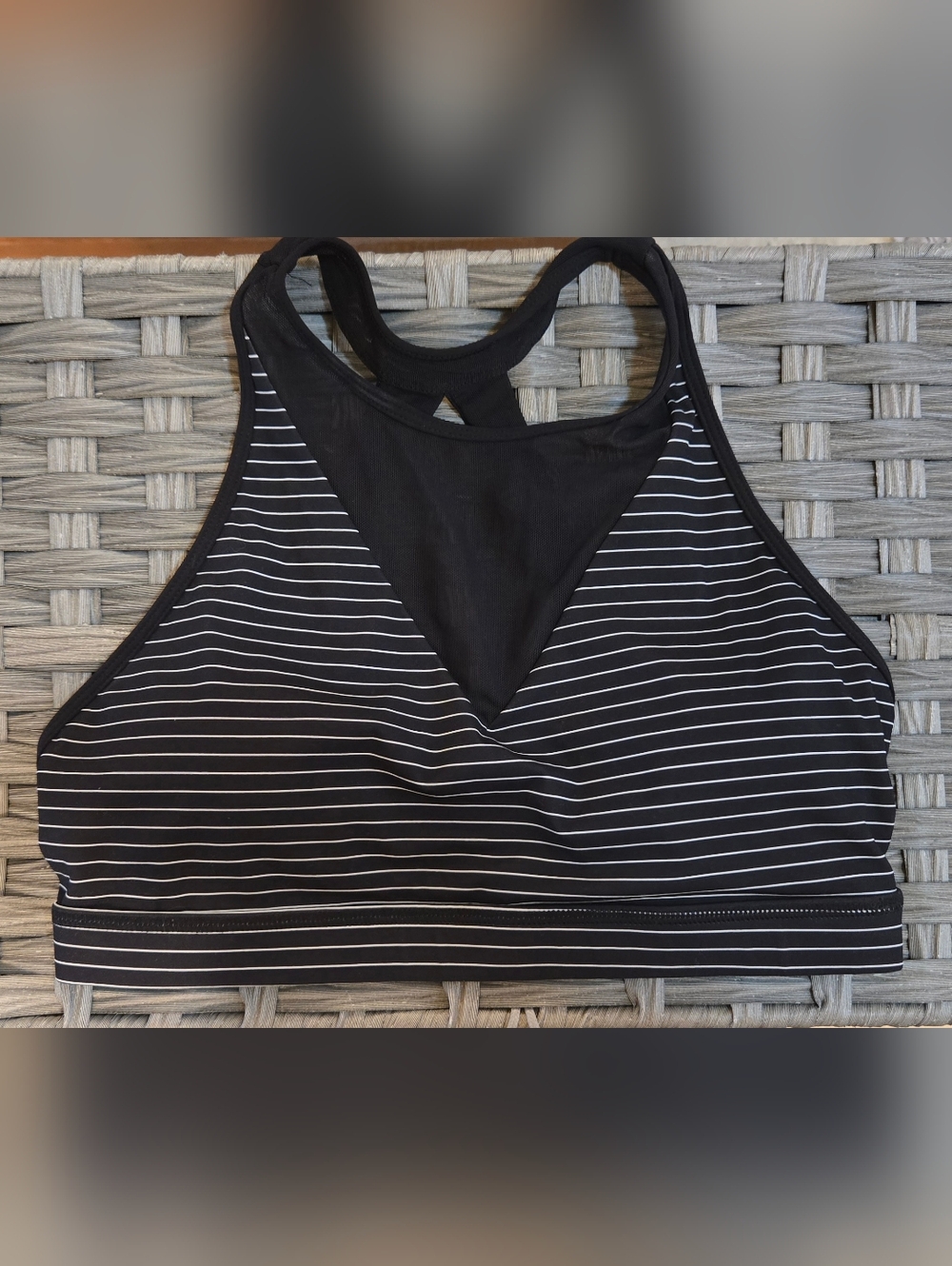 Born Primitive Shoots Sports Bra L